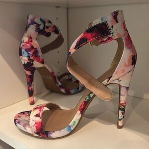 Dream pair heels